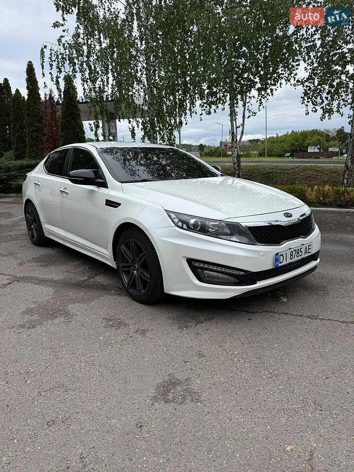 2011 Kia K5 - мініатюра 17