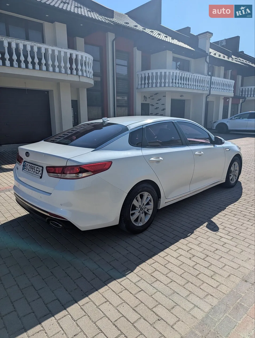 2016 Kia K5 - мініатюра 9