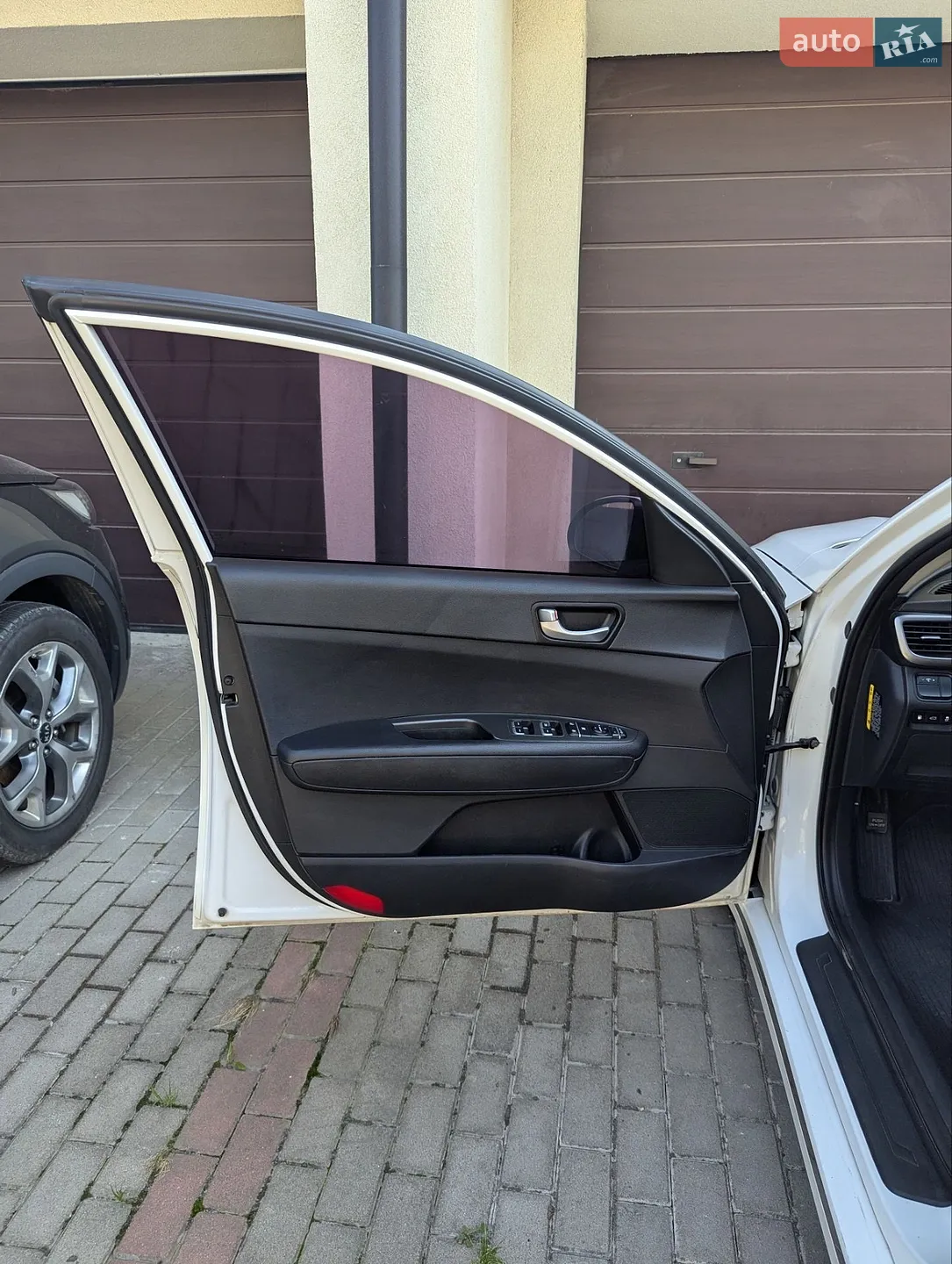 2016 Kia K5 - мініатюра 14