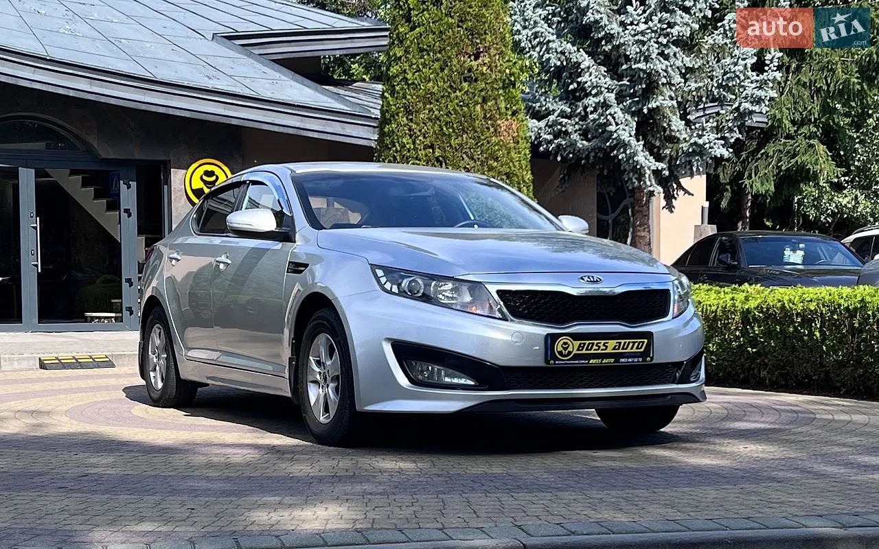 2012 Kia K5 - фото 1