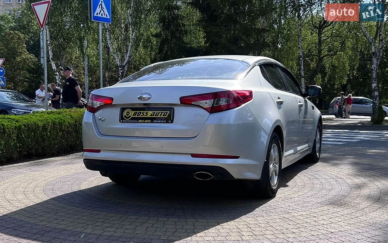 2012 Kia K5 - мініатюра 7