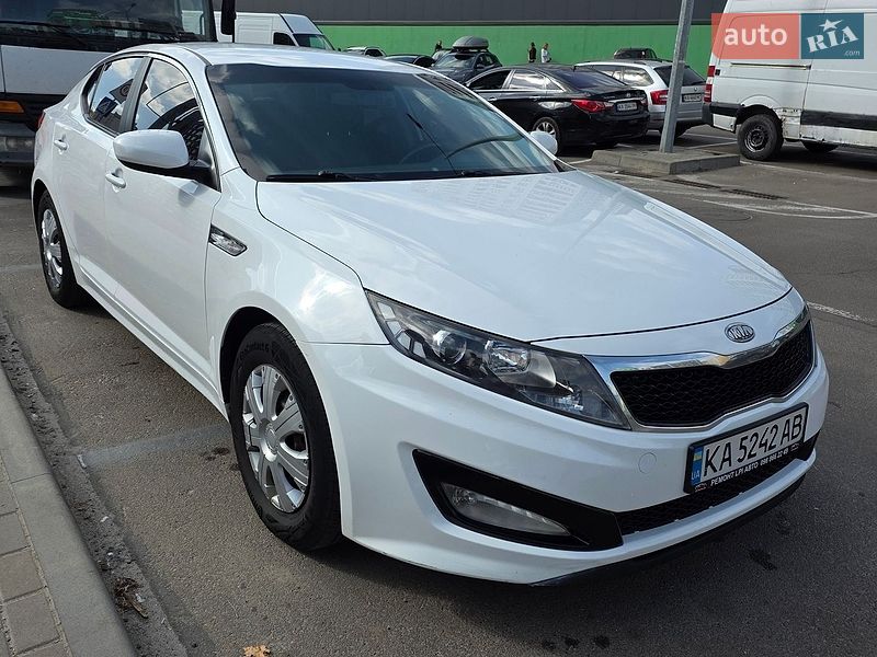 Kia K5 2010 Kia K5 2010