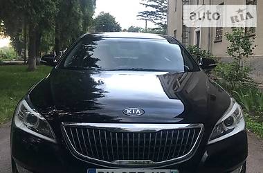 Седан Kia K7 2010 в Ивано-Франковске