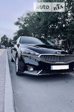 Седан Kia K7 2017 в 