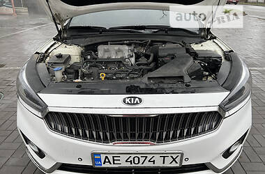 Седан Kia K7 2016 в Днепре