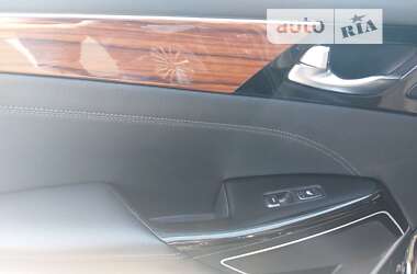 Седан Kia K7 2016 в 