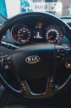 Седан Kia K7 2011 в 
