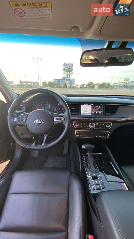 Седан Kia K7 2016 в Одессе