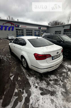 Седан Kia K7 2011 в 