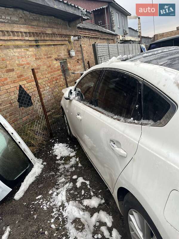 Седан Kia K7 2016 в Києві