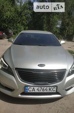 Седан Kia K7 2010 в Мироновке