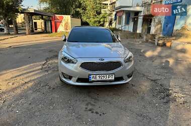 Седан Kia K7 2015 в 