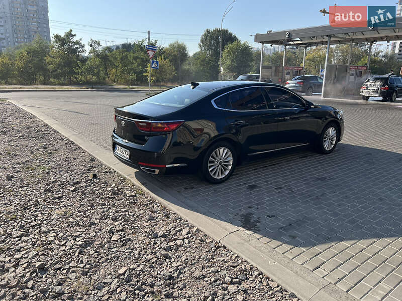 Седан Kia K7 2017 в Киеве