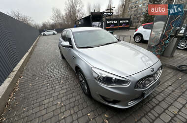 Седан Kia K7 2015 в Кривому Розі