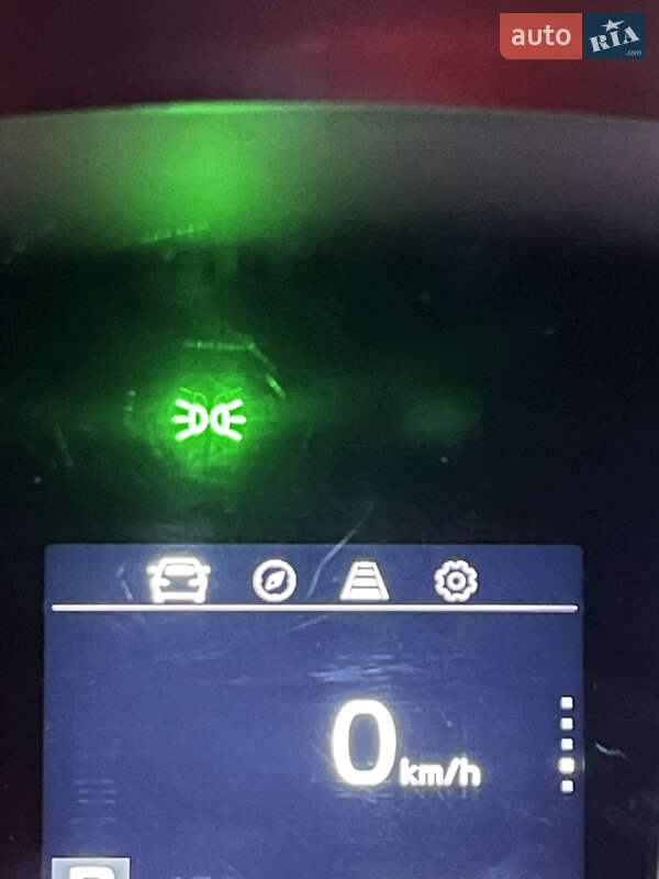 Седан Kia K7 2016 в Гусятині