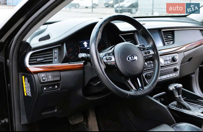 Седан Kia K7 2017 в Киеве