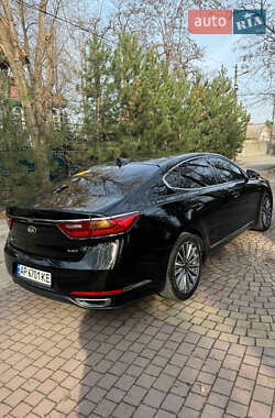 Седан Kia K7 2017 в 