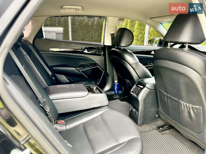 Седан Kia K7 2018 в Харькове