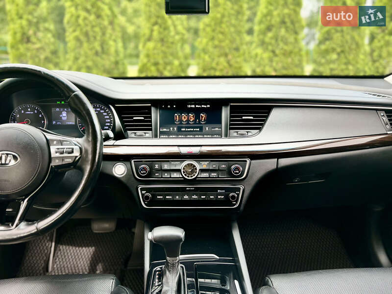 Седан Kia K7 2018 в Харькове