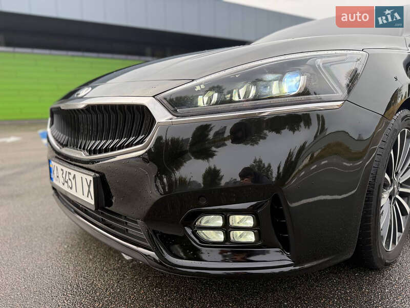 Седан Kia K7 2017 в Киеве