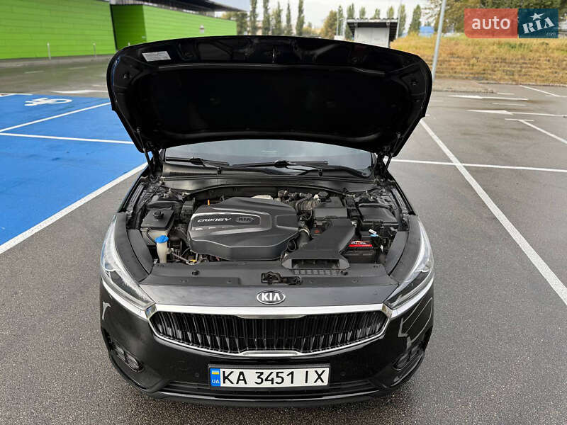 Седан Kia K7 2017 в Киеве