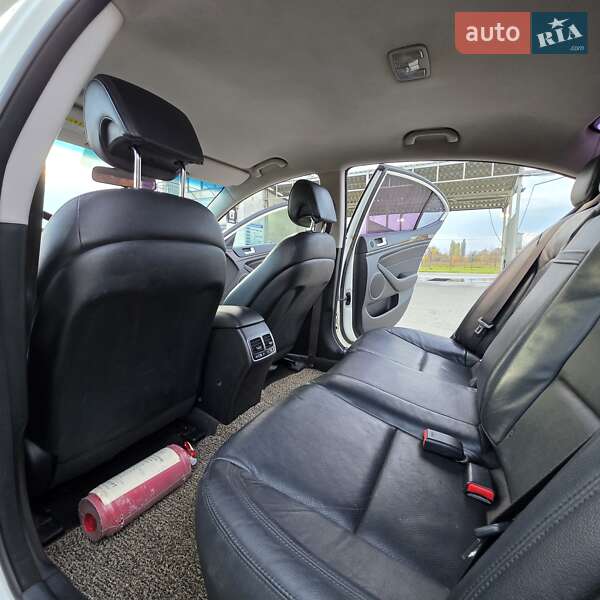 Седан Kia K7 2015 в Києві фото 15 Седан Kia K7 2015 в Києві