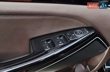 Седан Kia K7 2017 в 