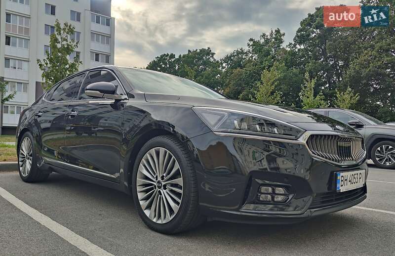 Седан Kia K7 2017 в Виннице