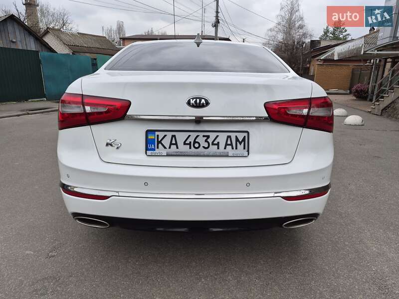 Седан Kia K7 2015 в Василькове