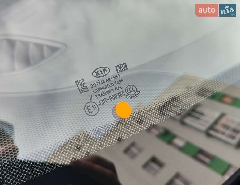 Седан Kia K7 2017 в Виннице