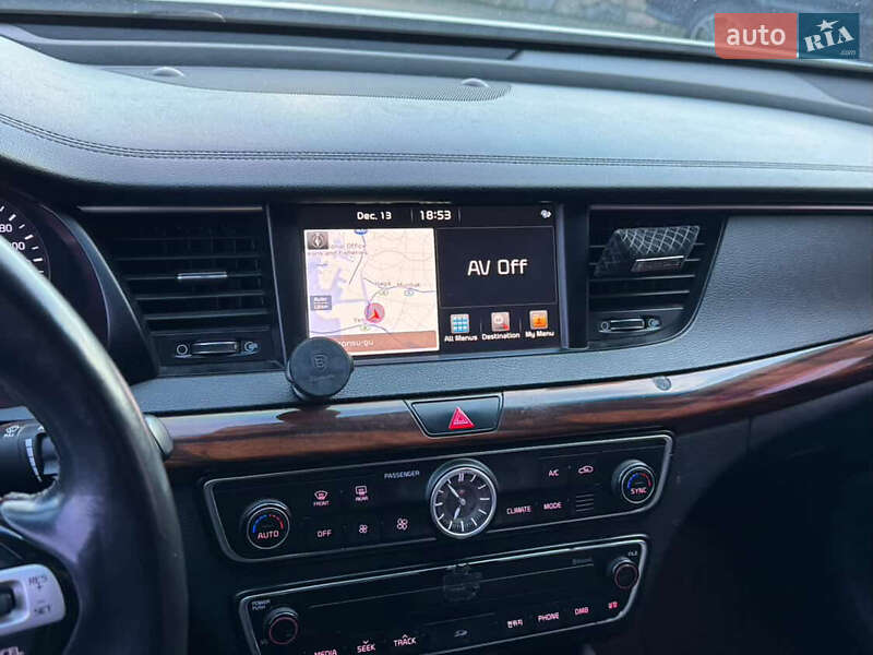 Седан Kia K7 2016 в Харькове