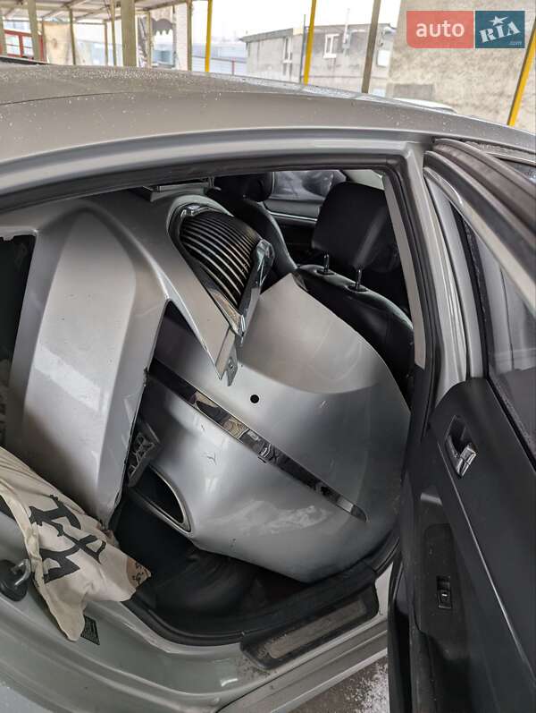 Седан Kia K7 2010 в Киеве фото 8 Седан Kia K7 2010 в Киеве