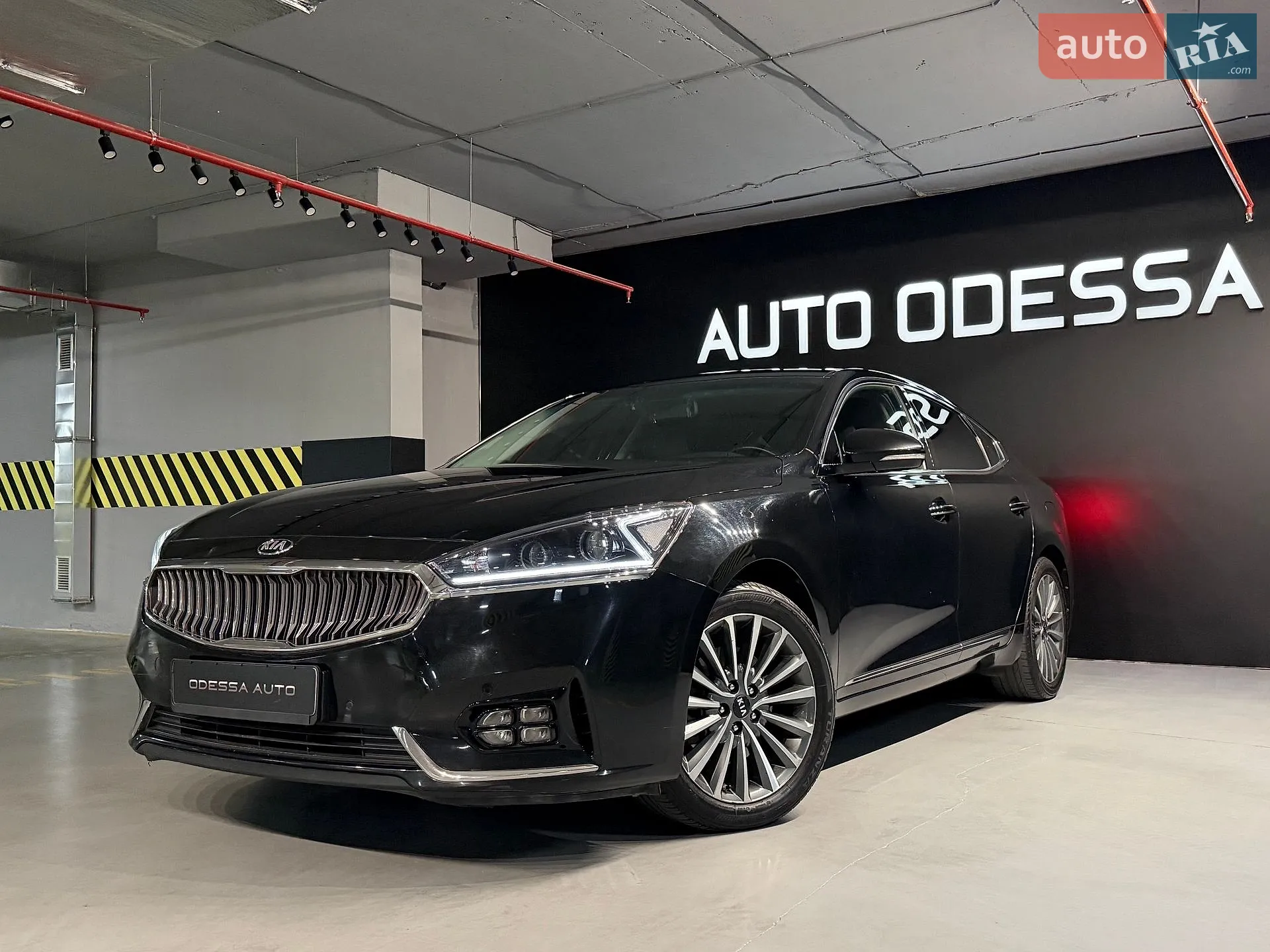 2016 Kia K7 - фото 1