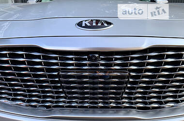 Седан Kia K9 2018 в 