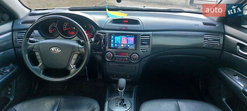 Седан Kia Lotze 2010 в Києві