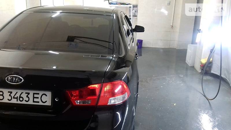 Седан Kia Magentis 2009 в Черкасах