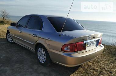 Седан Kia Magentis 2006 в 