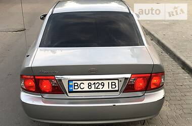Седан Kia Magentis 2004 в 