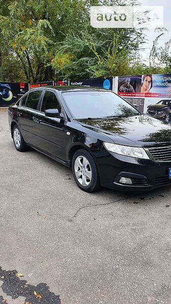 Седан Kia Magentis 2009 в Днепре