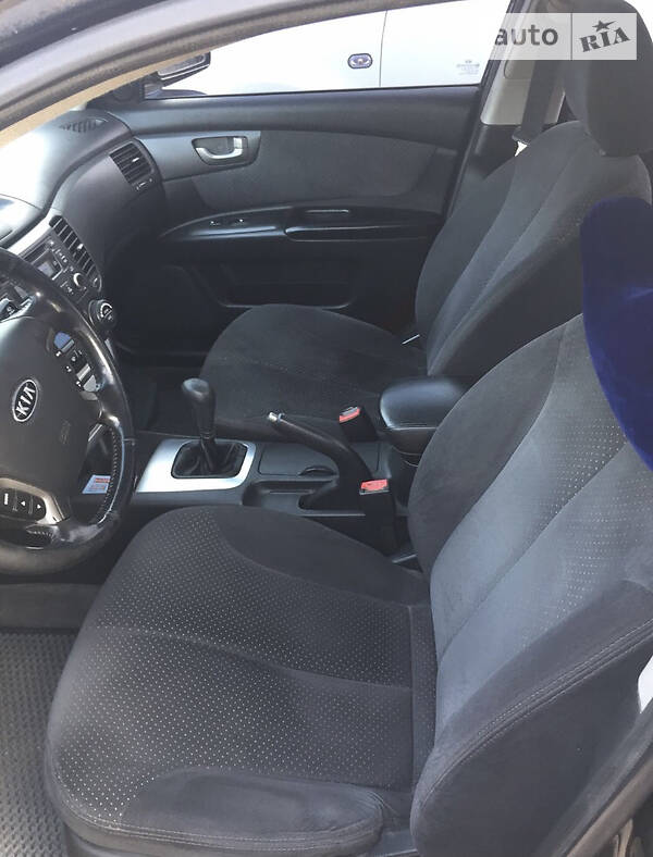 Седан Kia Magentis 2007 в Запоріжжі
