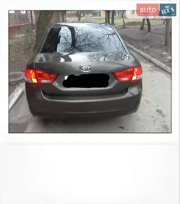 Седан Kia Magentis 2008 в Нововолынске