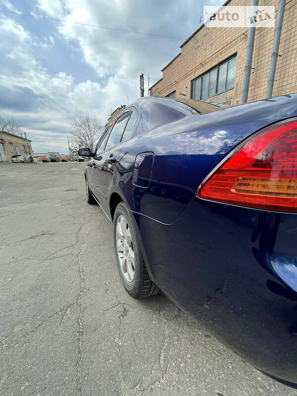 Седан Kia Magentis 2006 в Буче