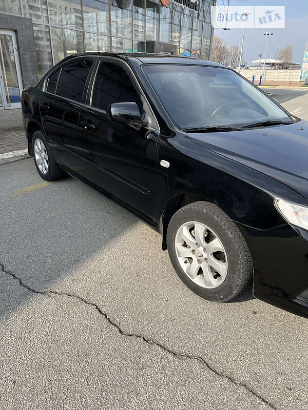 Седан Kia Magentis 2008 в Запорожье