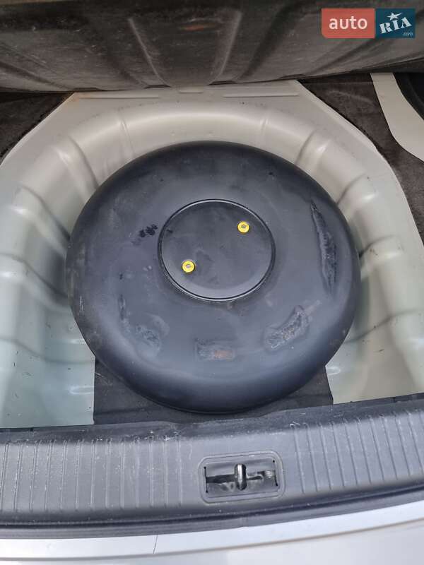 Седан Kia Magentis 2009 в Тернополі