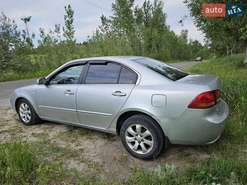 Седан Kia Magentis 2007 в Обухове