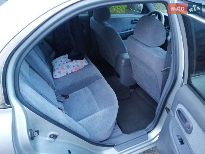 Седан Kia Magentis 2006 в Києві