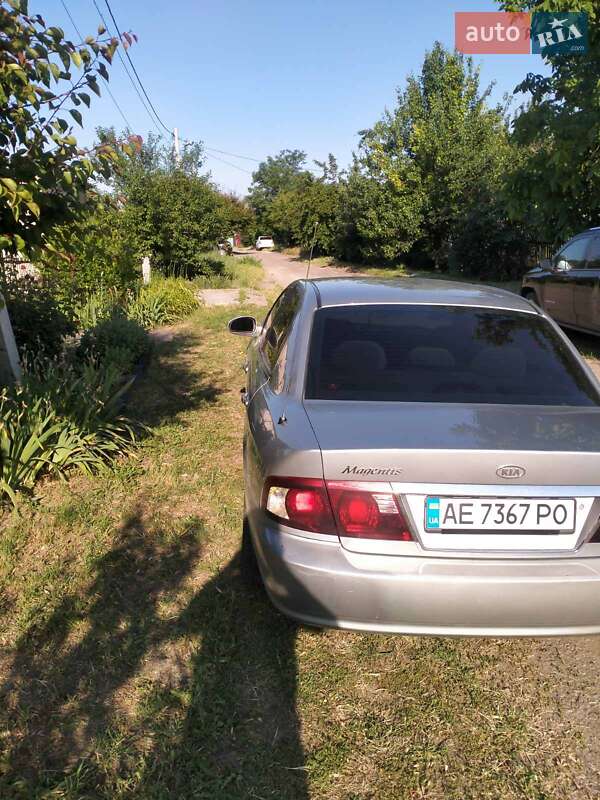 Седан Kia Magentis 2004 в Дніпрі