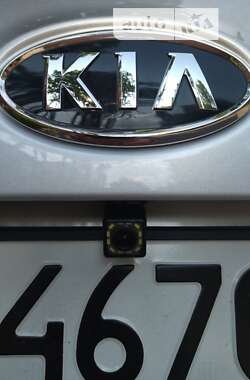 Седан Kia Magentis 2009 в 