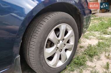 Седан Kia Magentis 2007 в Сновську