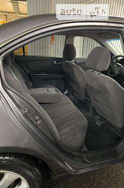 Седан Kia Magentis 2007 в Києві